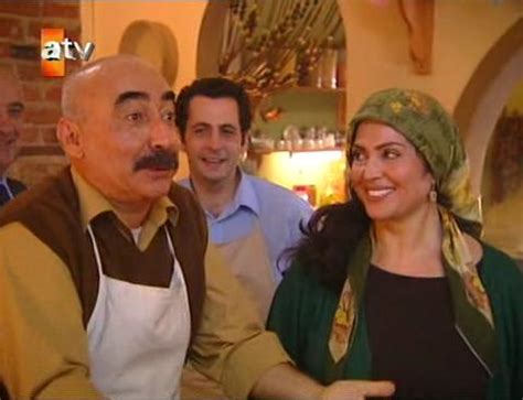 İlk radyo olarak sesini diziyle birlikte reklam yayınları da başlamış oldu. Not_Edin: Eski diziler