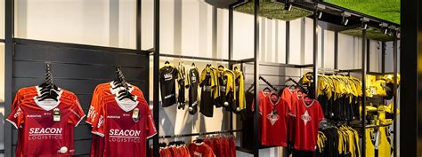 Voor vvv venlo spelen dilano, florian, jay, kyan en maarten latjetrap. VVV-Venlo fanshop en spelershome, Venlo (inspiratie voor ...