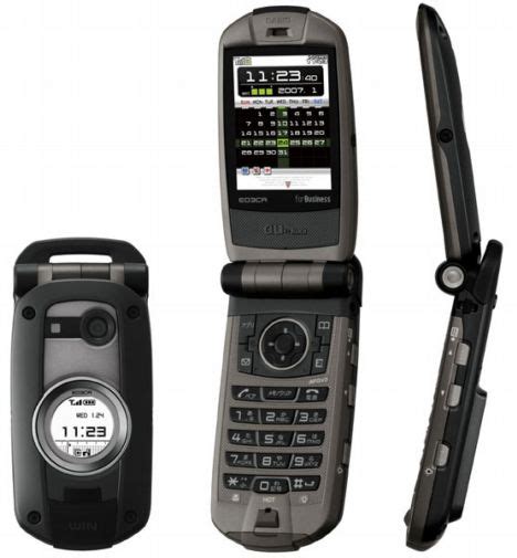 Some models count with bluetooth connected technology and atomic timekeeping. A few moments with the G-shock G'zOne phone creators ...