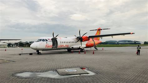Review of firefly flight penang → subang in economy. Subang Airport- Taking Firefly 2019 - YouTube