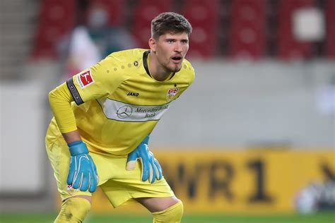 A Closer Look At New Borussia Dortmund Signing Gregor Kobel