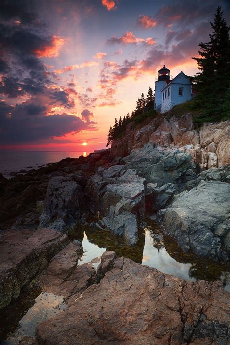 12 Beautiful Places You Must Visit In The Northeast Of The Usa Hand