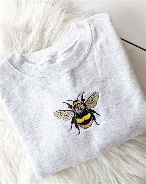 Embroidered Bumble Bee Sweatshirt Embroidered Bee Crewneck Etsy Uk