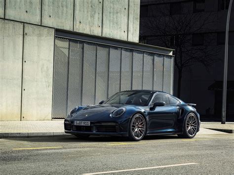 Porsche 911 Turbo Coupe цены комплектации новости фото видео