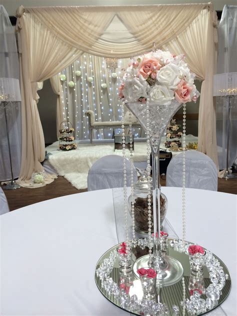 We specialize in bespoke luxury designer, traditional and contemporary 21k 22k & 24k gold plated asian. Chuppah or bridal canopy indoors #perthweddings | Chuppah ...