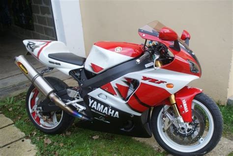 From wikipedia, the free encyclopedia. YAMAHA YZF-R7 750 1999 - Vente motos Collection