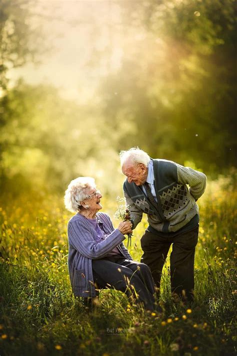 The 77 Most Beautiful Couple Photos That You Will Ever See Cute Old