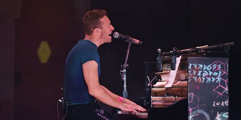 Watch Coldplay Cover Pinkpantheress “just For Me” Pitchfork