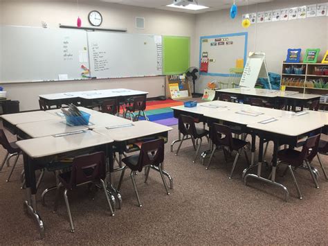 Classroom Desk Arrangement Teacher Can Easily Everyone Each Desk Has