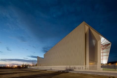 Municipal Auditorium Of Lucena Mxsi Architectural Studio Archdaily