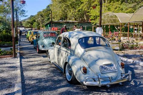 Teresópolis 130 Anos Colecionadores Presenteiam Teresópolis Com Desfile De Carros Antigos