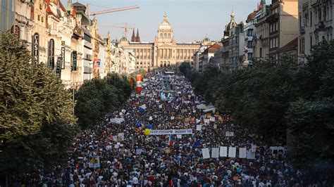 Protesters Fill Prague Square Again In New Struggle For Countrys Soul