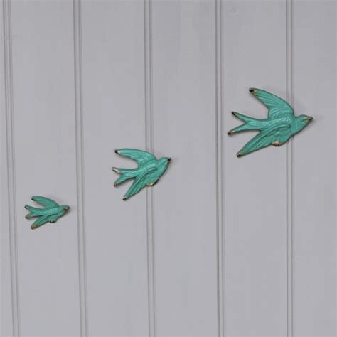 A blue bird wall hanging i made for the show. Set of 3 Blue Flying Birds Wall Art Decoration