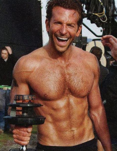 Bradley Cooper Shirtless Mag And Vidcaps Naked Male Celebrities