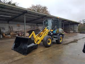 Masters Spreading Acquires Uks First Yanmar V80 Wheel Loader