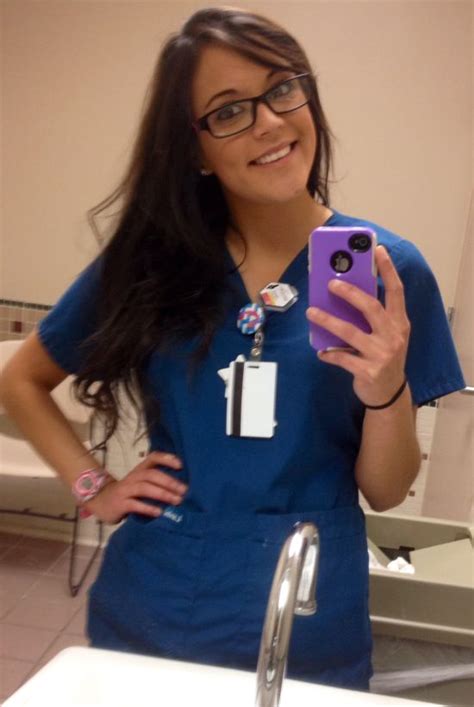Chivettes Bored At Work 31 Photos
