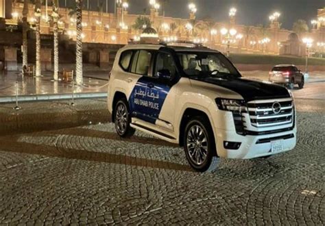 Toyota Land Cruiser Joins Dubai Police Fleet Know What Is Their