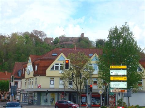 Ihre heutige bekanntheit verdankt sie einem späteren eigentümer. ROWDY IN GERMANY: Burg Nanstein