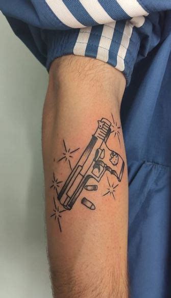 55 Gun Tattoos Tattoo Designs And Ideas Tattoo Me Now