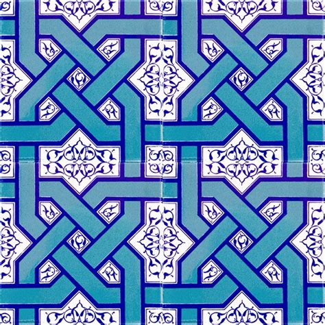 Kütahya ve İznik çinileri Çini desenli seramik ve mozaik karolar Cami