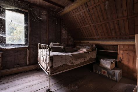 Pin By Maz Dave On Abandoned Home House Toddler Bed