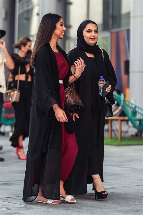 Most Popular Dubai Street Style Fashion Ideas For Women Vlr Eng Br