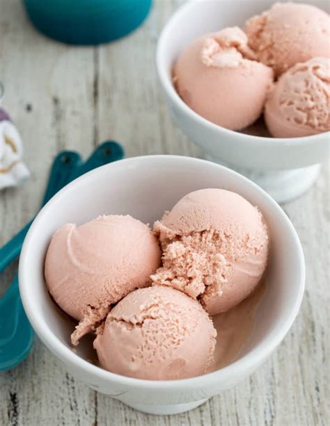 Scrape down the sides as necessary. We Reviewed the Cuisinart Gelateria Ice Cream Maker (and ...