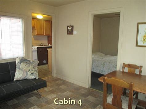 Log Cabin Resort Has Vacay Cabins On Lake Puckaway In Montello Wisconsin