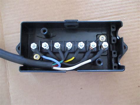 This junction box provides a fast, easy way to connect wires from the trailer connector to the trailer wiring. Trailer Connector Pigtail Replacement & General Trailer ...