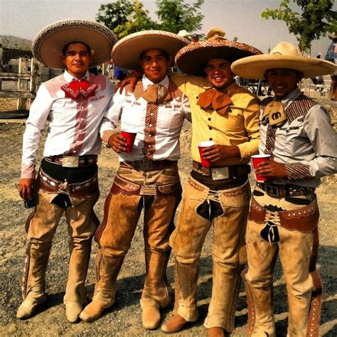 Pin By Gennytzin De Zapopan On Charreria Mexican Outfit Mexican Traditional Clothing