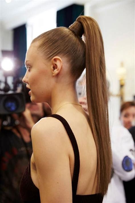 5 Genius And Cute Ways To Update Your Ponytail Self Straight Ponytail