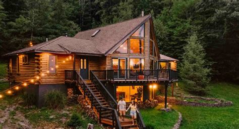 Modern Log Home With Spectacular Mountain Views Log Homes Lifestyle