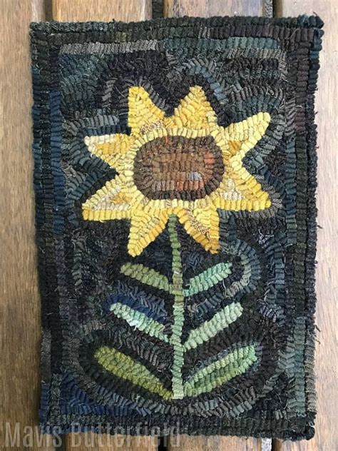 Primitive Folk Art Simple Sunflower Wool Hooked Rug Early Etsy