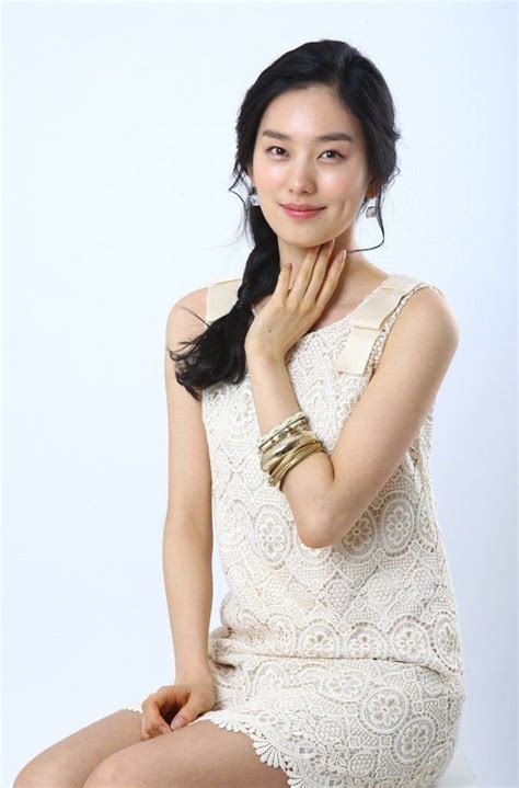 Korean Beautiful Actress Hwang Sun Hee Korean Actresses Asian Actors