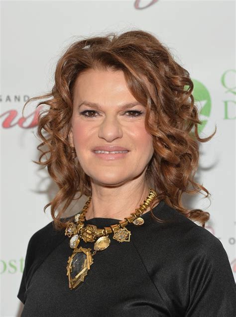 Sandra Bernhard is 'thrilled' — and scared — about the U.S. shift in ...