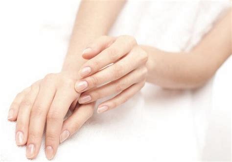 Left Or Right Hand Itching10 Causes With Treatment
