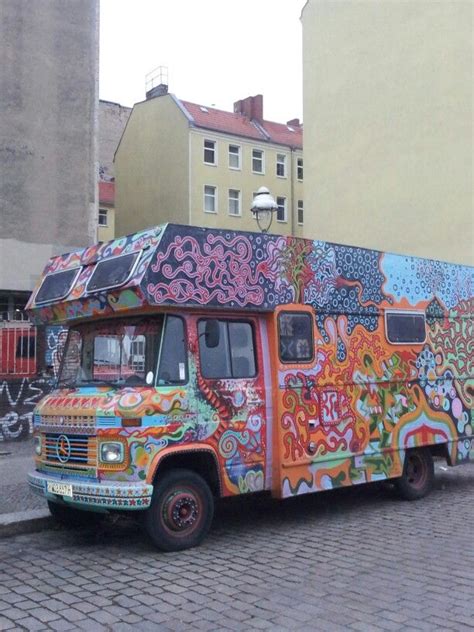Berlin campervan streetart. | Campervan, Healthy eating ...