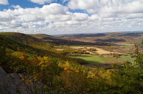 Take This Beautiful Hike Along The Appalachian Trail In New Jersey