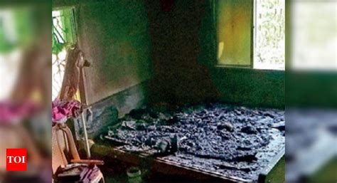 charred body of mom 7 year old found in liluah kolkata news times of india