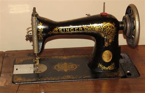Buy singer sewing machines online at best prices in india. Singer Antique sewing machine in cabinet antique appraisal ...