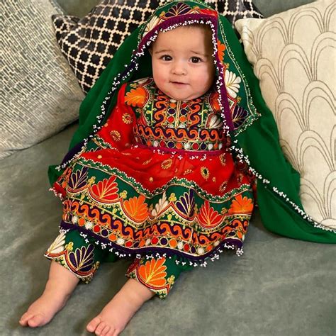 Pin By Xoxqueenxox On Afghan Cable Afghan Fashion Afghan Dresses