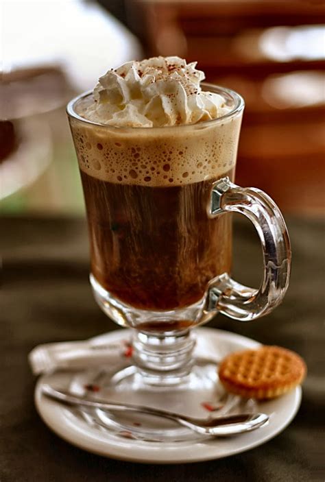 Coffee Club: Irish Coffee Recipe with the history of the drink