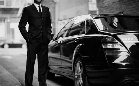 What Are The Main Benefits Of Private Car Services? - SUV Chicago Limo