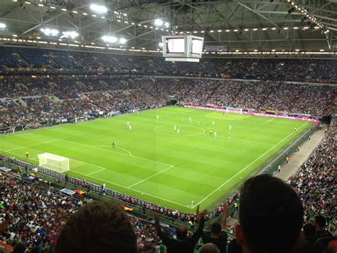 Fc schalke 04, gelsenkirchen (gelsenkirchen, germany). VELTINS-Arena - Schalke 04 - Gelsenkirchen - The Stadium Guide