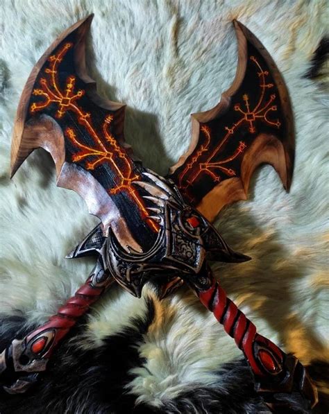 God Of War Fan Makes Incredible Replica Of Blades Of Chaos