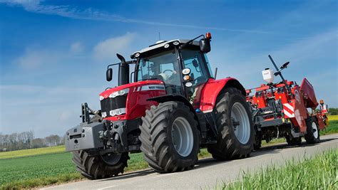 Massey Ferguson Introduces The Worlds First 200hp Four Cylinder