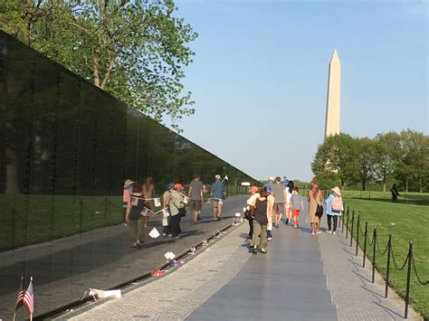 Washington Dc Memorials Vietnam Memorial Exploring Our World