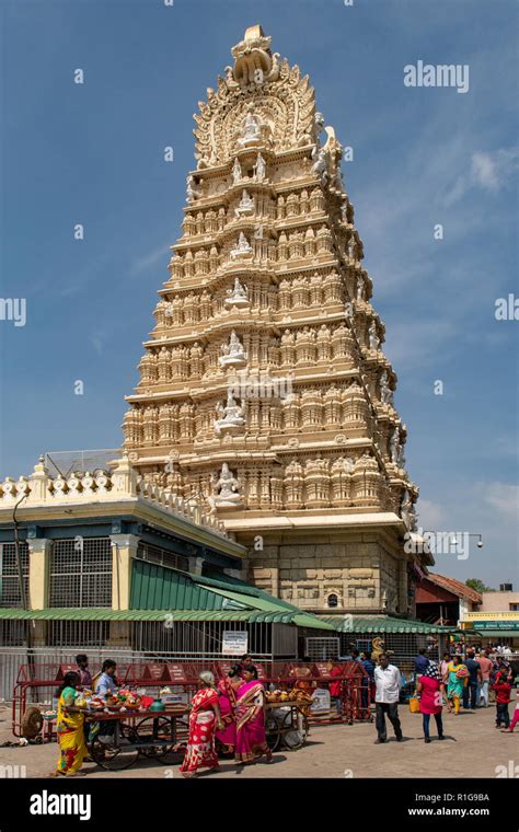 Chamundeshwari Temple Mysore Karnataka India Stock Photo Alamy