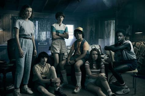 She is the daughter of cynthia (istas), an author and video producer, and michael horowitz, a publisher and bookseller. Stranger Things season 3 is here, and the Fourth of July ...