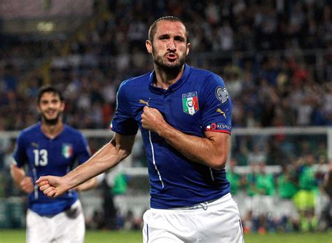 Jun 10, 2021 · chiellini has also struggled to win a european trophy with his club, having lost two champions league finals with juventus. Video: Giorgio Chiellini scores all 3 goals in Italy's 2-1 ...